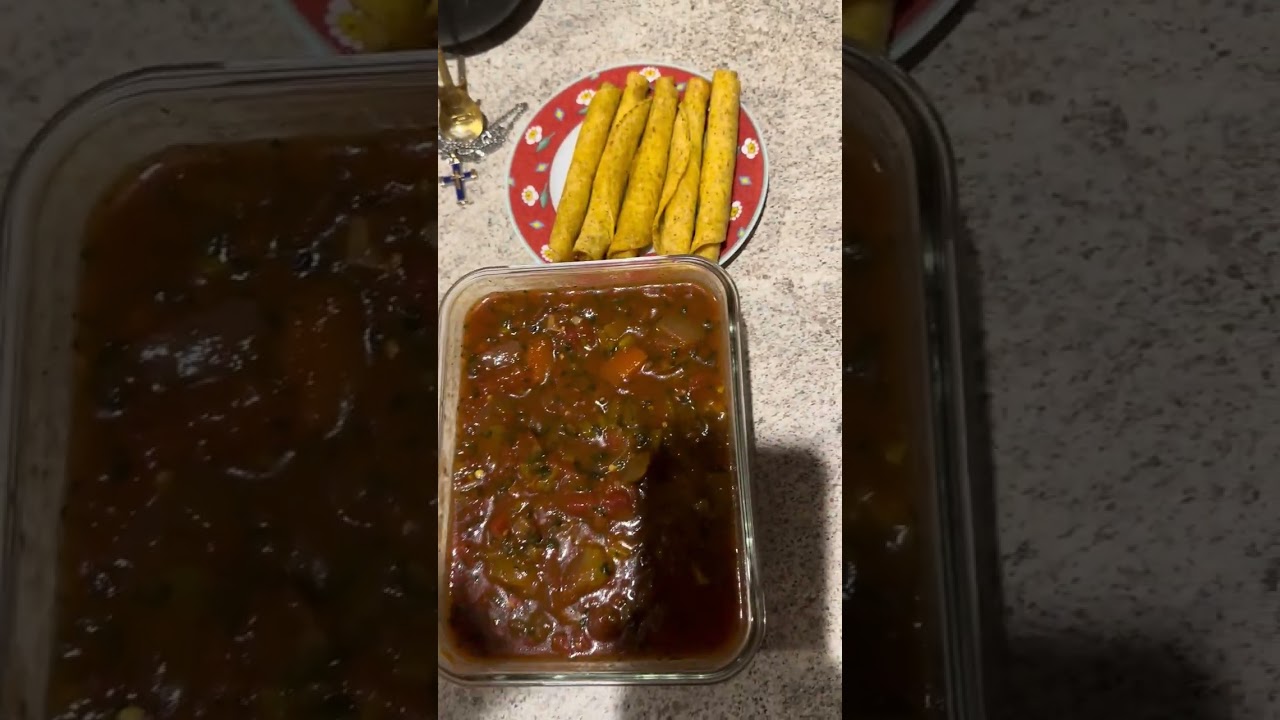 Конкурс дегустации сальсы от Тампа Пит! Воскресный вечерний футбол 🏈 Вкусно-вкусно! Да, я тоже бо...