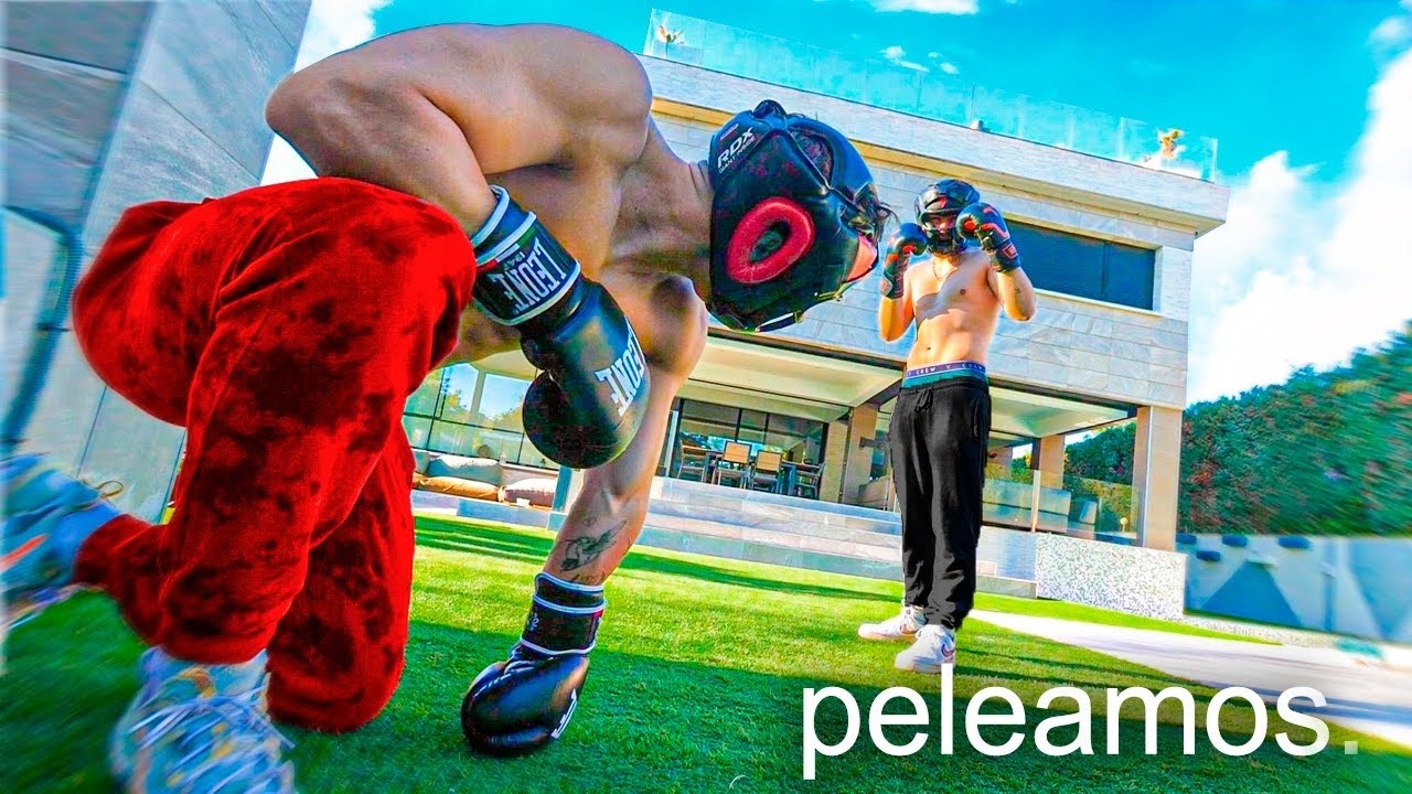 Se Col&oacute; en la Epic House y Terminaron Peleando...