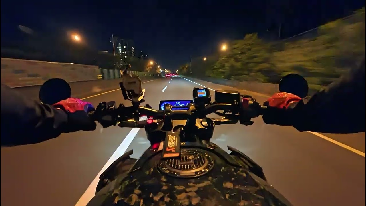 🌙HONDA CB650R🌙│AKRAPOVIC🔊Exhaust sound+QUICKSHIFTER│POV│四缸聲浪│測試 Insta360 GO Ultra 夜拍