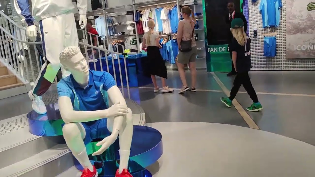 اواخر لاكوست  LACOSTE 2023  لي داير البلبالة 😯 في اوروبا