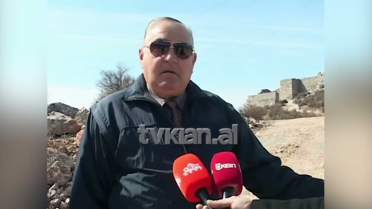 Rruga e kalasë së Lezhës, tashmë bashkëkohore dhe vetëm 2 minuta larg qytetit-(5 Mars 2012)