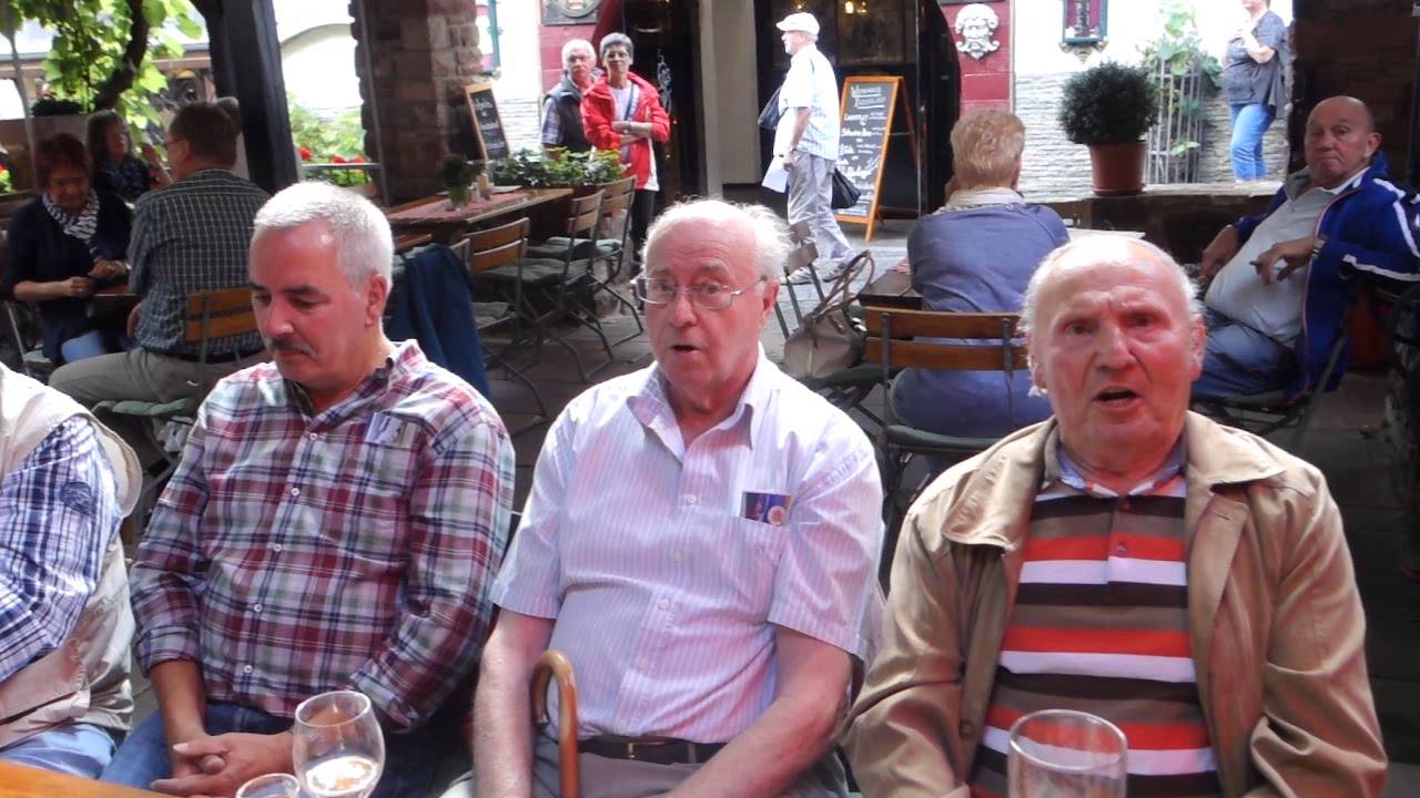 Flieger, du alleine - Hobby-Sänger aus Wallau (Lahn) in der DROSSELGASSE