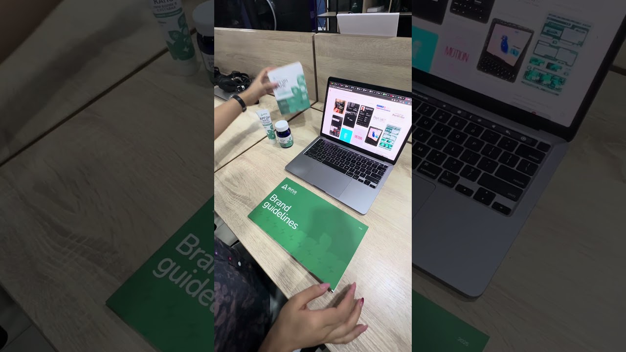 Aurus Pharm kompaniyasi uchun logotip, qadoq dizayni va brandbook