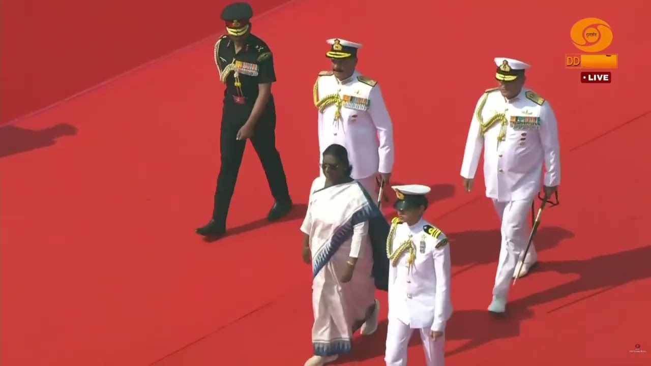 INS സുമേധയിൽ ബംഗാൾ ഉൾക്കടലിലേക്ക് യാത്ര തിരിച്ച് രാഷ്‌ട്രപതി | Droupadi Murmu | Indian Navy