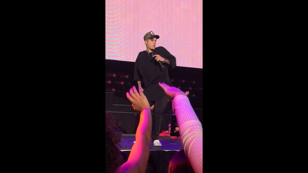 Justin Bieber - What Do Ü Mean - #JingleBallATL