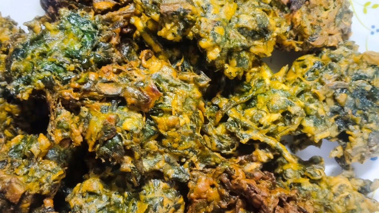 Arui ke patte ke pakode aur sabji ... #subscribe #foodclips 