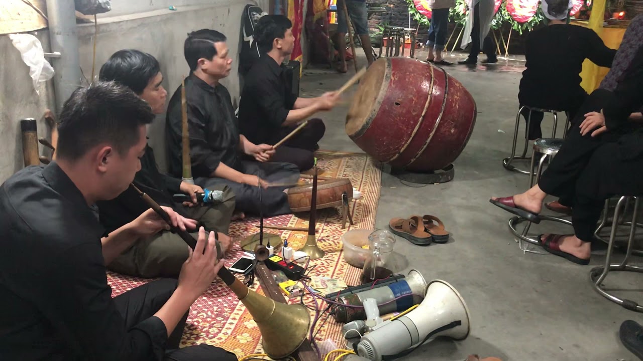 đoàn nhạc hiếu lạc đạo kính chào quý khách
