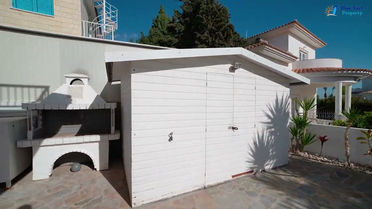 Sensational 2-bedroom detached villa with Swimming Pool & Title Deeds in Ayia Thekla!