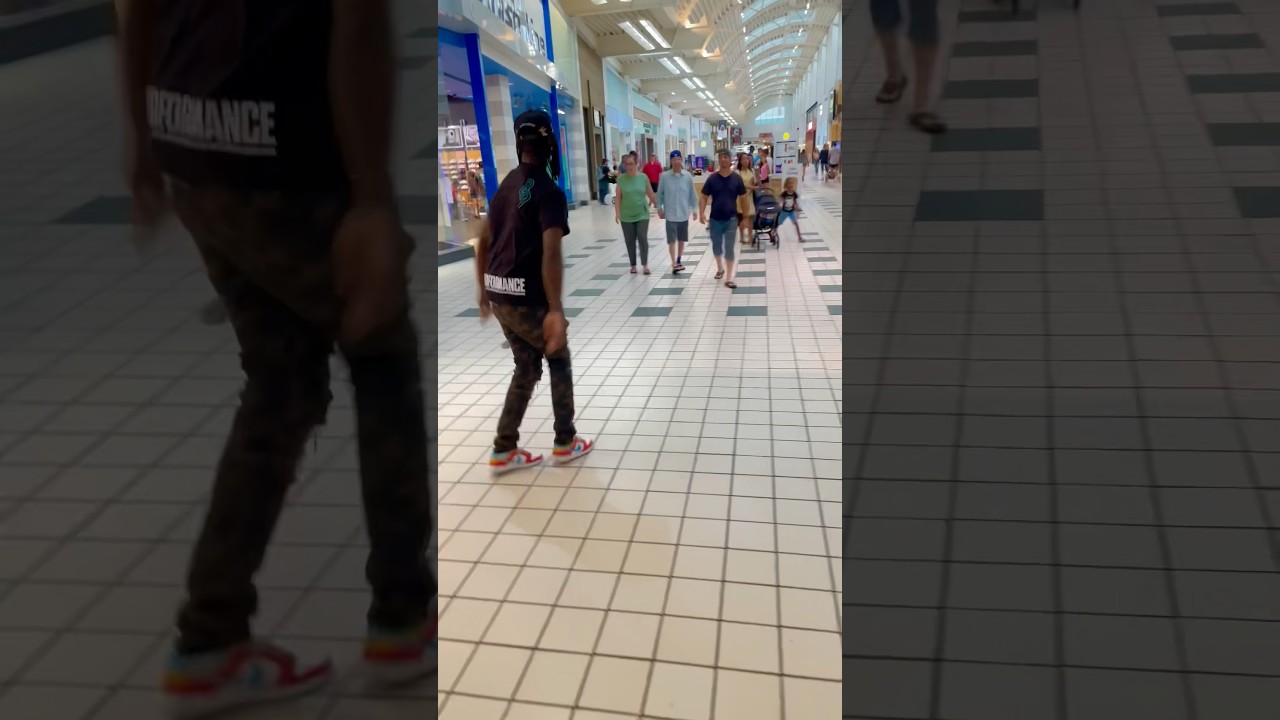 Brandon Mall Vibes 🔥🌟🙏🏾 Sometimes You Gotta Show Them How It Done 🙌🏾 #fyp #shorts
