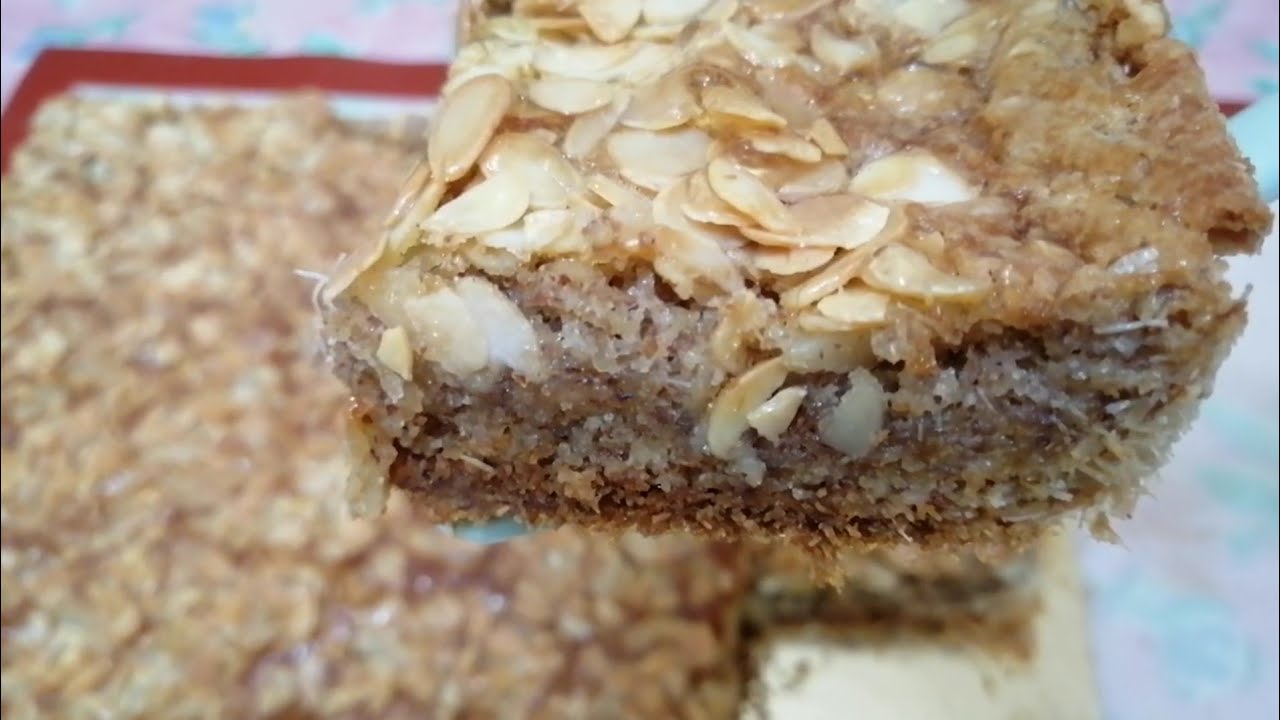 توحشتكم 🥰 طورطة  اللوز بالكنافة بحجم عائلي اللي ذاقها يسولك على مكوناتها 👍👍😋😋
