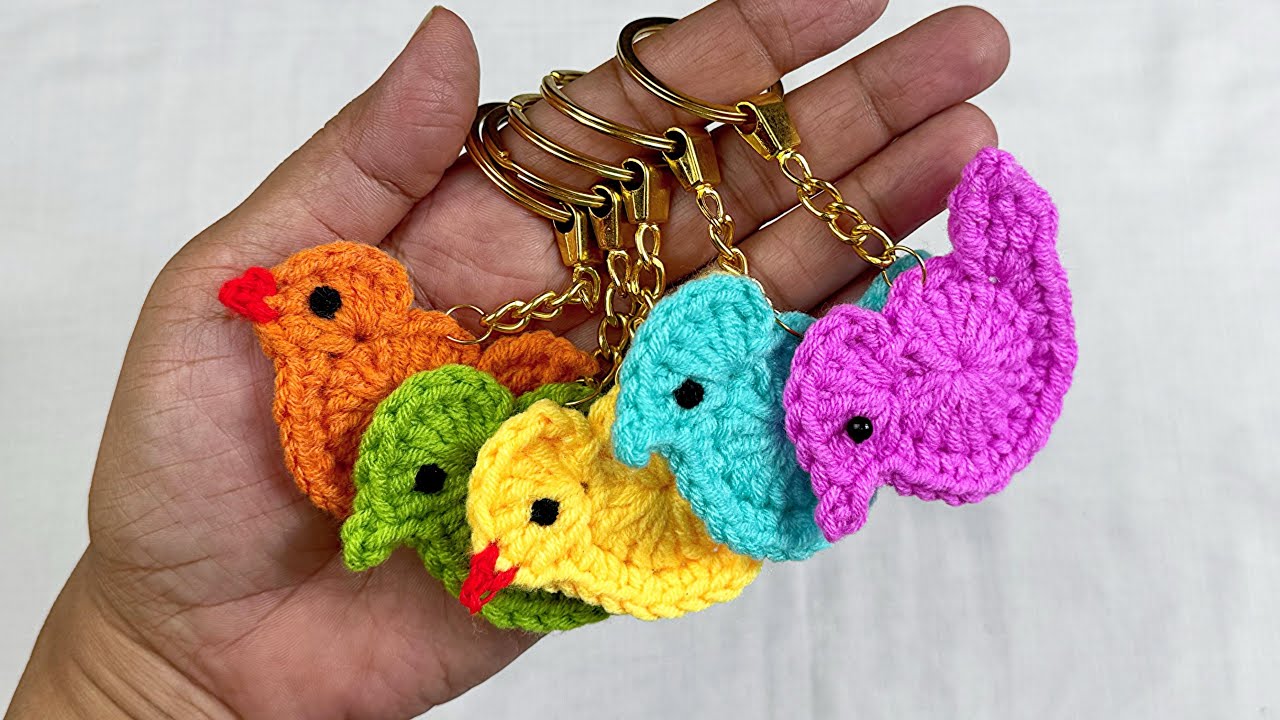 easy Crochet Bird  🕊️ crochet keychain