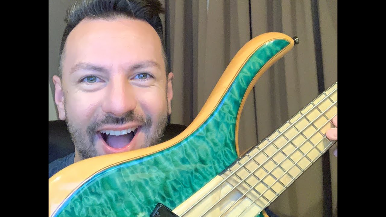 Basszusgitár #52 élőben