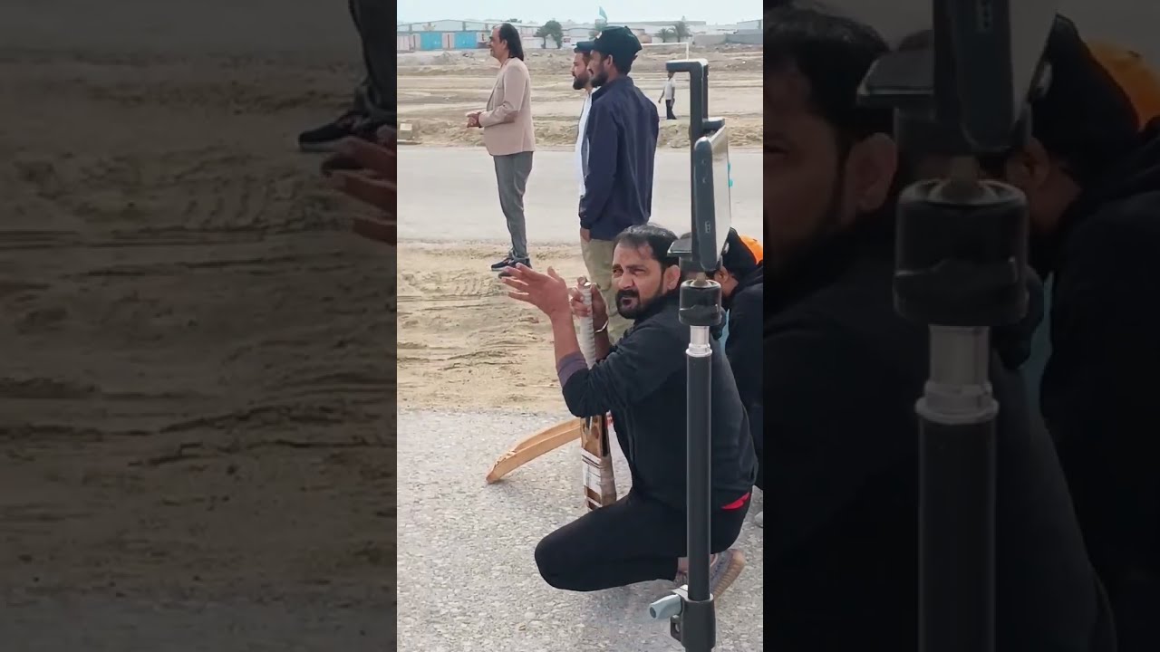 Danish Raza is live! Mazya ke pheeche mach khalte howay
