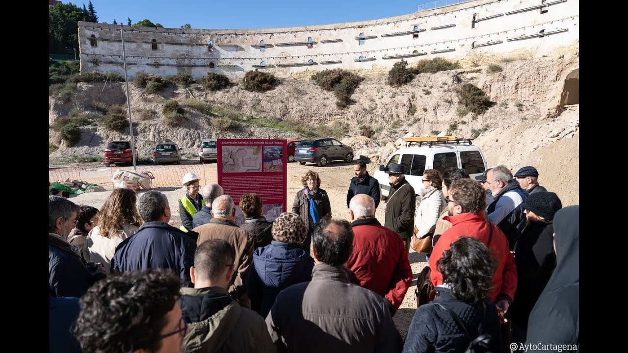 Las excavaciones del Anfiteatro Romano de Cartagena reciben sus primeros visitantes
