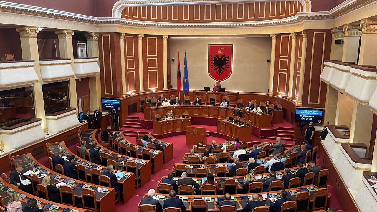 🔴LIVE/ Debate të forta e përplasje! Ç’po ndodh në seancën plenare