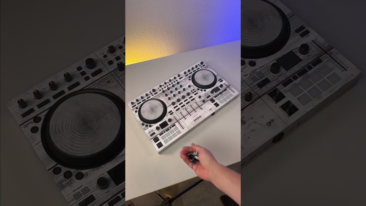 🌲 Wood never looked this good.  Native Instruments S4 MK3 in the Woody White design &ndash; clean, classy