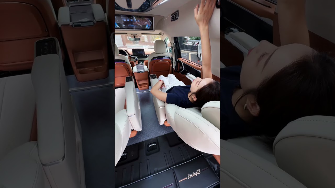 2025 Toyota Sienna  exclusively hybrid-electric miniva 