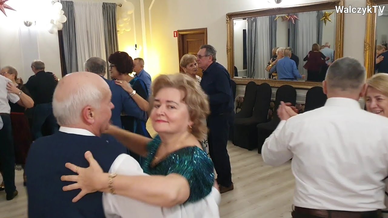 24 01 2026 ALEŻ WSPANIALE BAWIĄ SIĘ LUDZIE z Zespołem KROKUS z Pińczowa w Złotym Dworze 