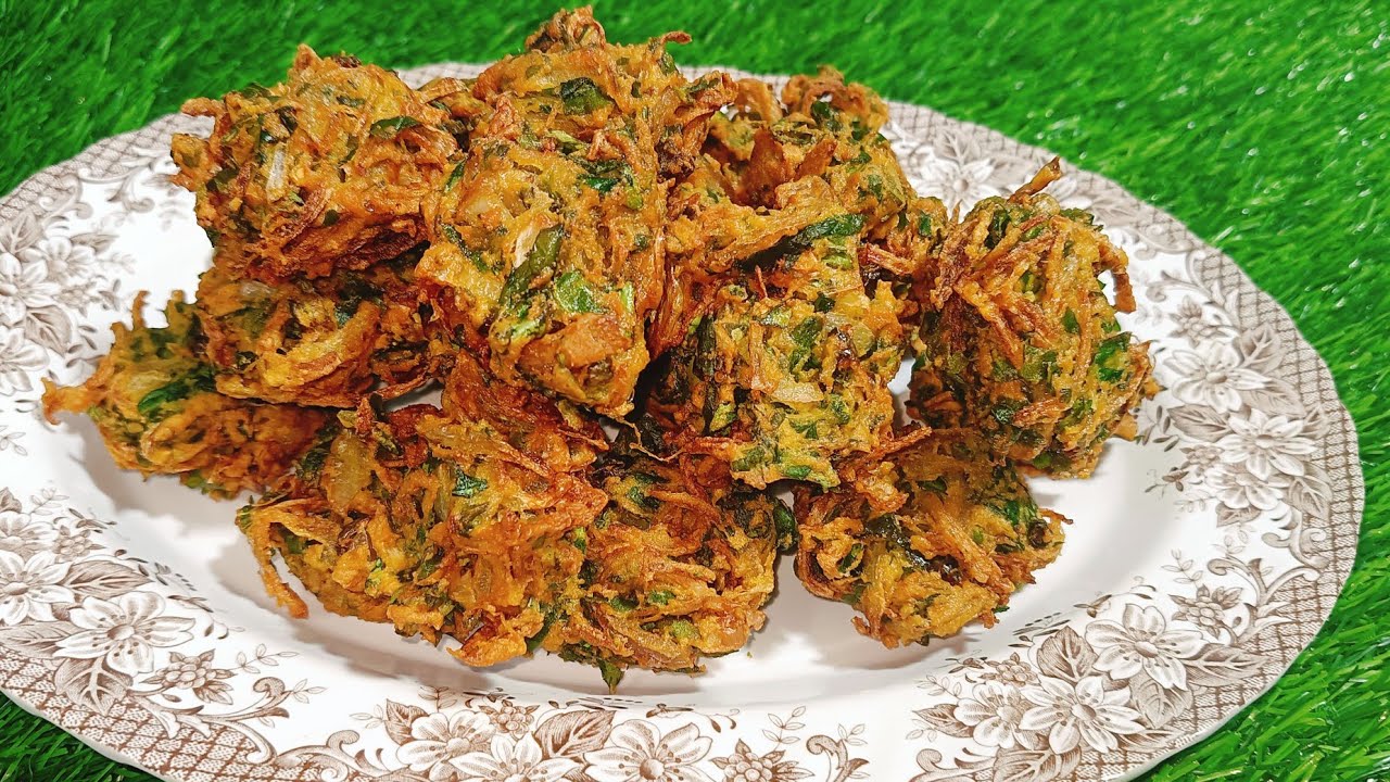 Ramzan Iftari Special Palak Aur Pyaz Ke Pakode | Crispy & Perfect Palak pakode Recipe Badra kitche 😋