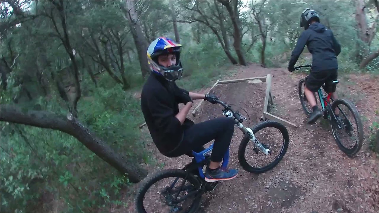 VTT DH // on retourne au Bike Park de Cornillon après presque 1AN