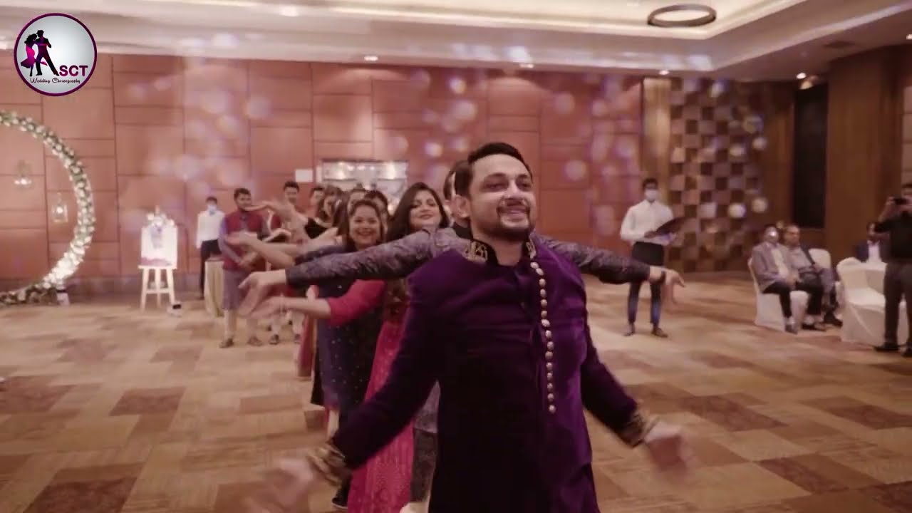 Sauda Khara Khara | Sangeet Entry | Family Dance | Vedic Village | Flashmob | TEAMSCT #sangeet