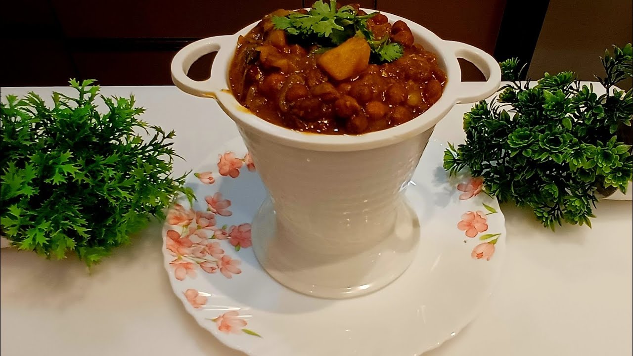 Aaloo-Chana Masala | Clay Pot Special Recipe