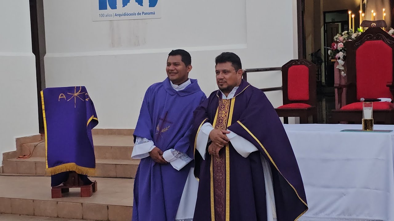 Homenaje por sus servicios pastorales