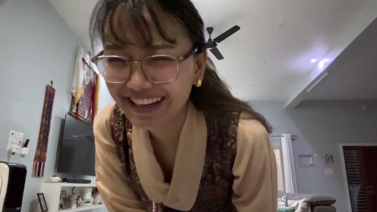 I Met His Holiness the Dalai Lama in Mundgod | A Journey back to my old high school | Tibetan Vlog