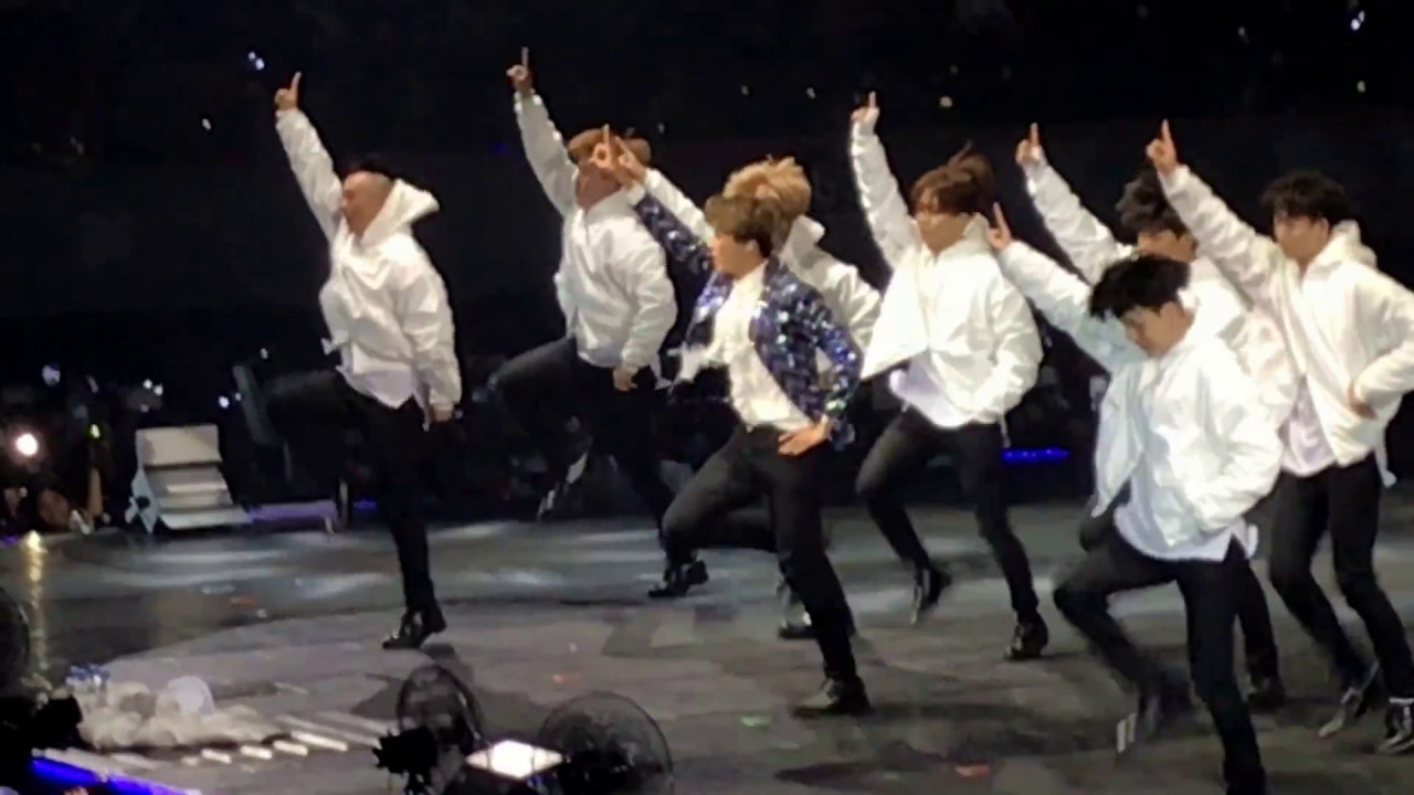 BTS The Wings Tour in Manila MAMA JHope