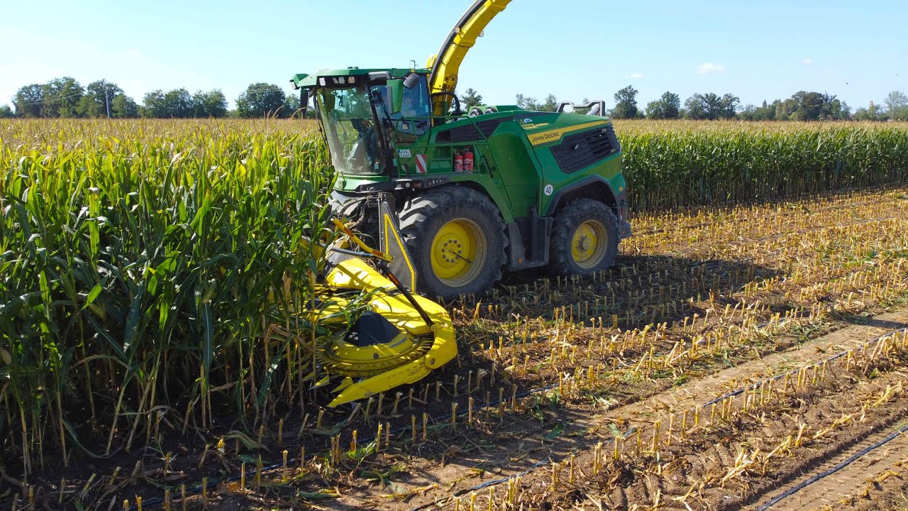 Nuova Jonh Deere F9 700 & 9900i | Tecnoagricola Ciceri | Trinciatura mais 2025