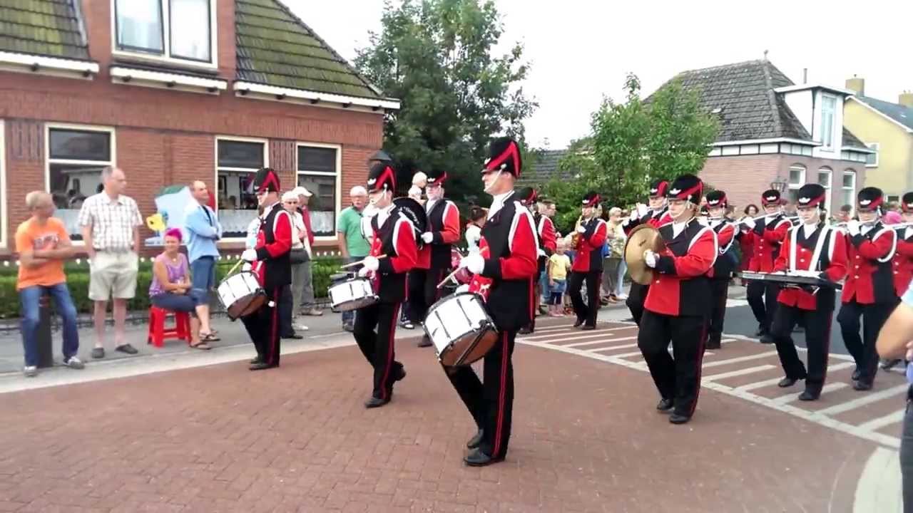 Donkerbroek optocht 2013 deel 1