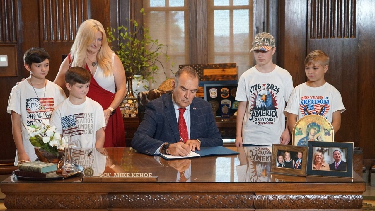 Missouri Gov. Kehoe signs drunk driving laws named after victims; dozens of other laws also signe...