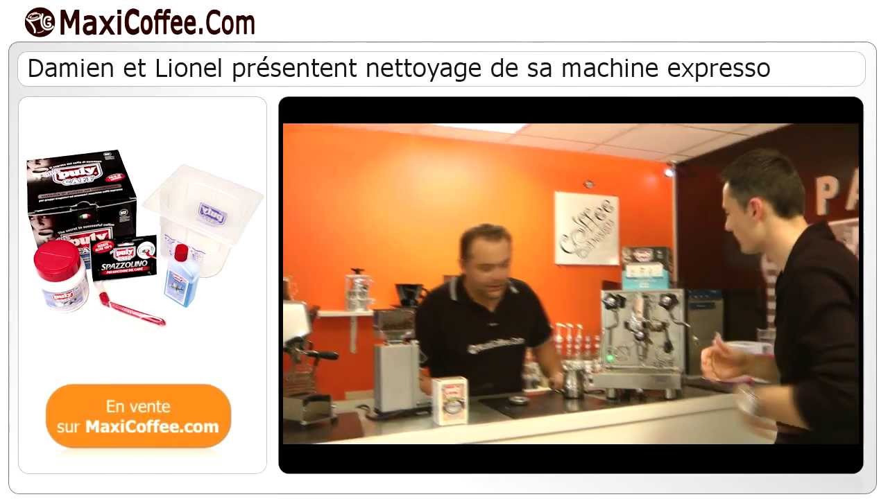 Comment bien nettoyer sa machine expresso | Les Tutos MaxiCoffee
