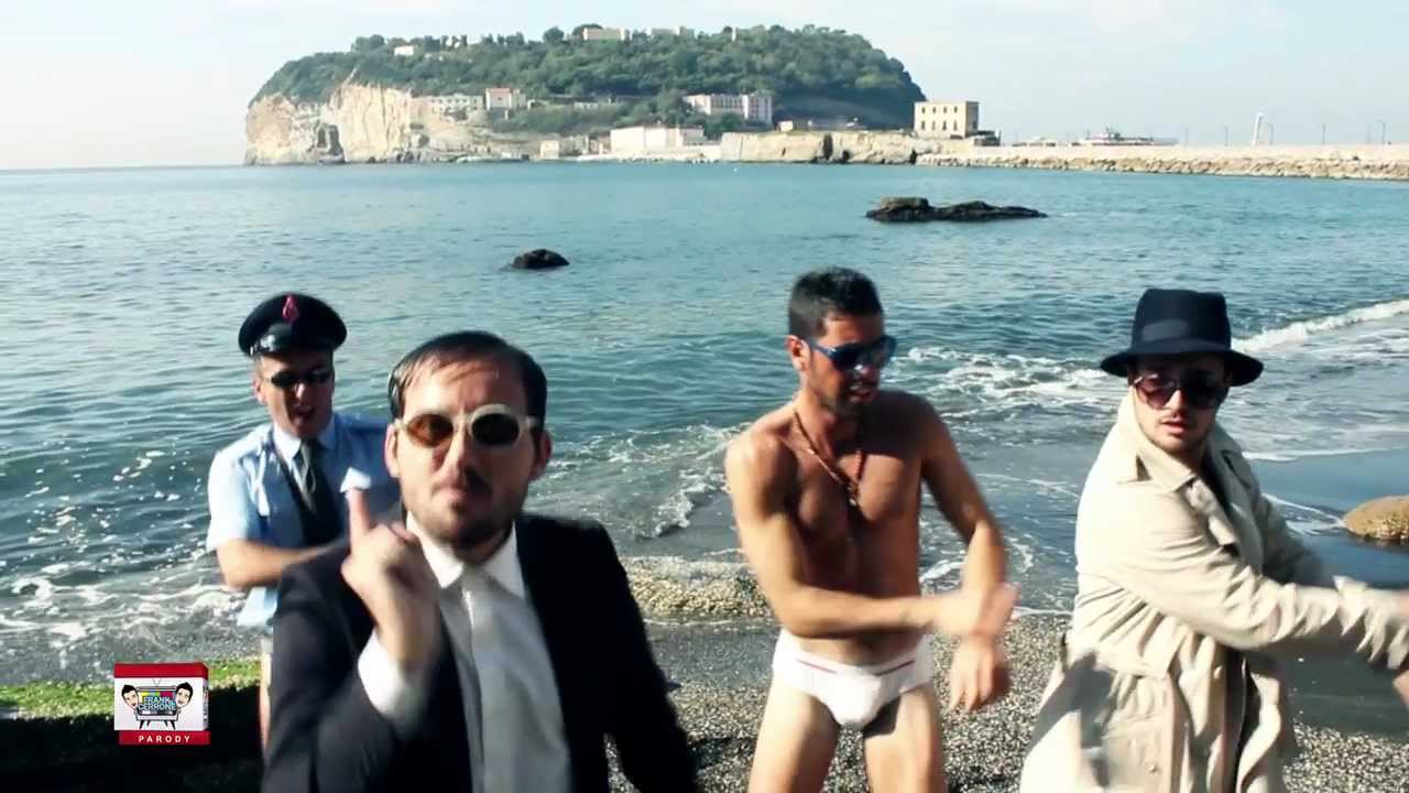 PSY GANGNAM STYLE (강남스타일) Parodia napoletana  