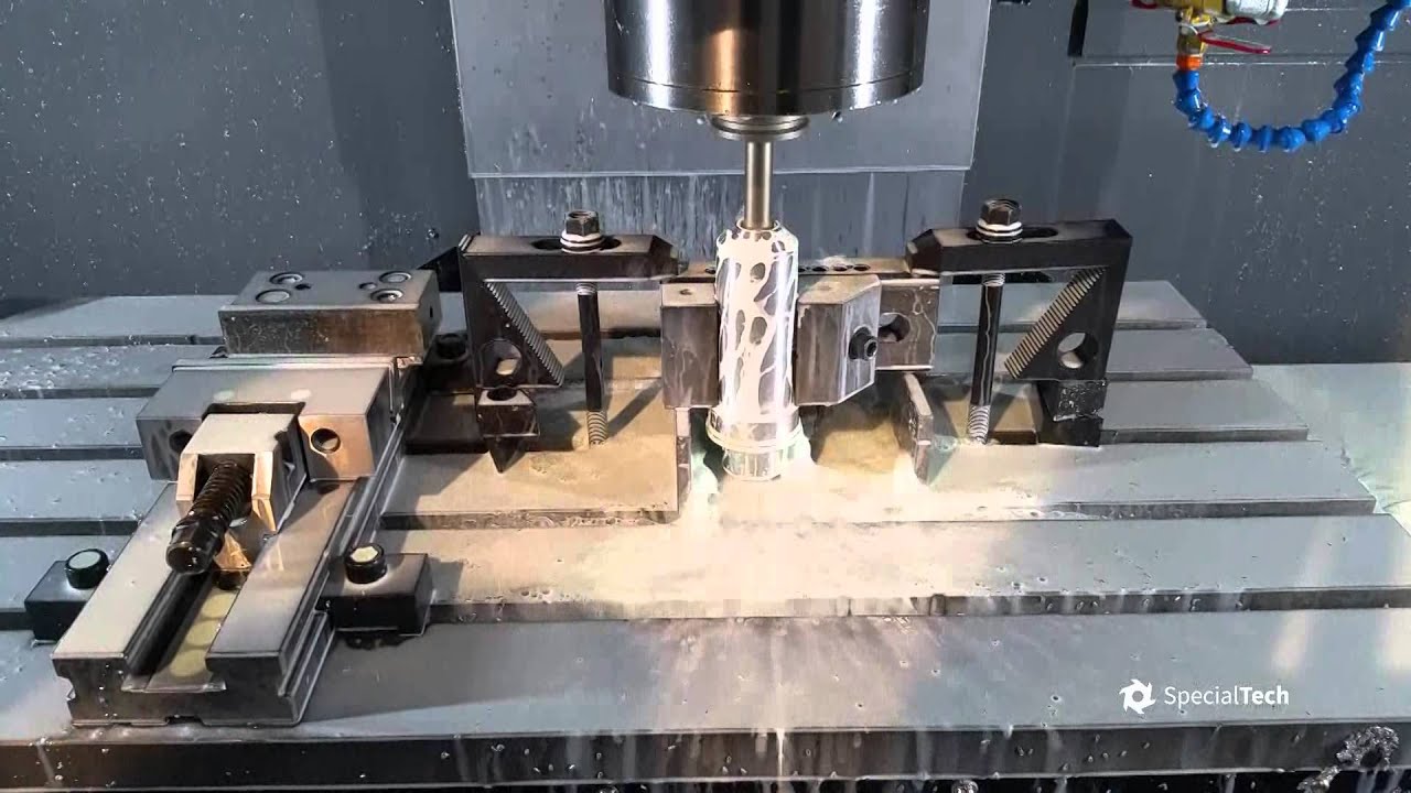 Frezowanie materiał&oacute;w w SpecialTech