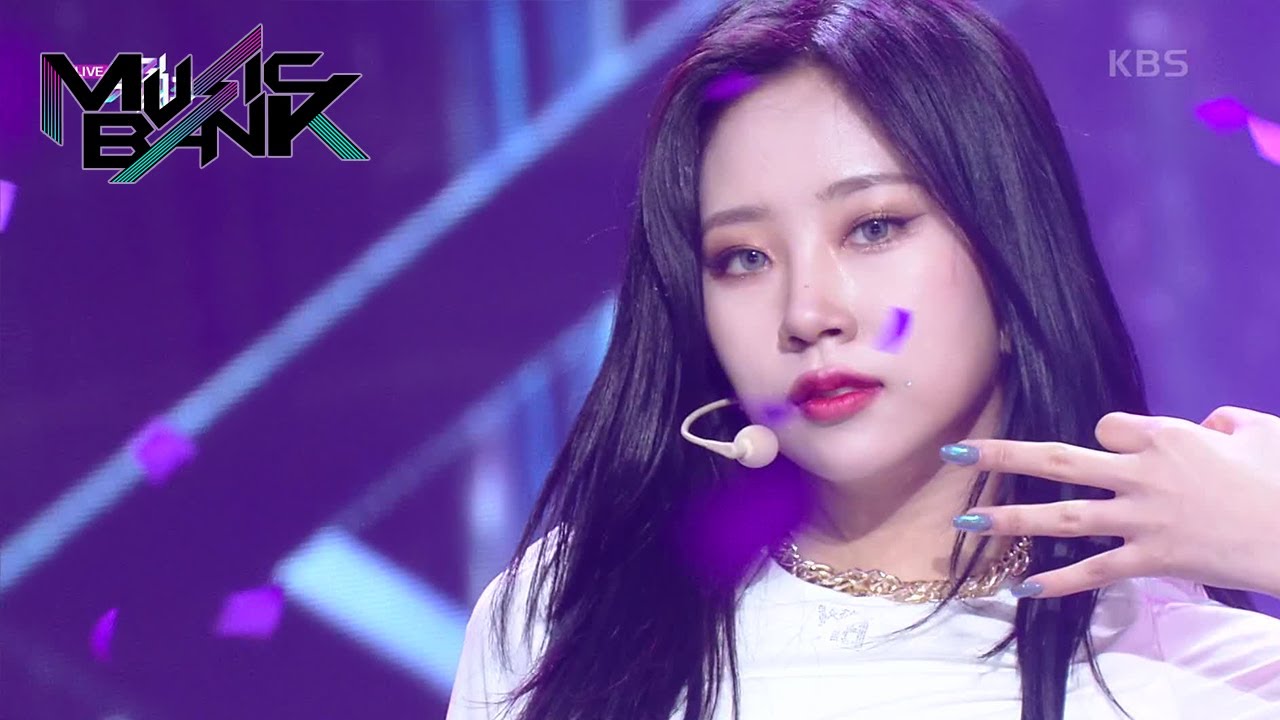 PURPLE KISS(퍼플키스 パープルキス) - memeM(맴맴) (Music Bank) | KBS WORLD TV 220408