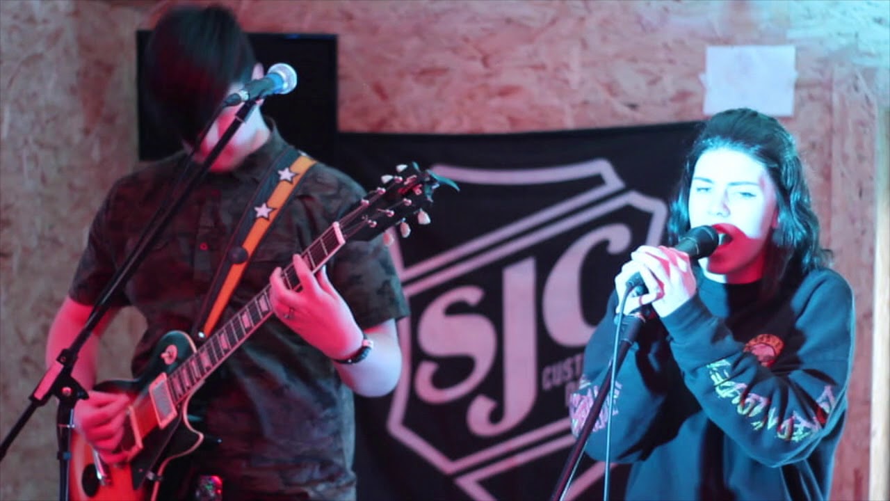 Grey Halo Zombie LIVE!!!