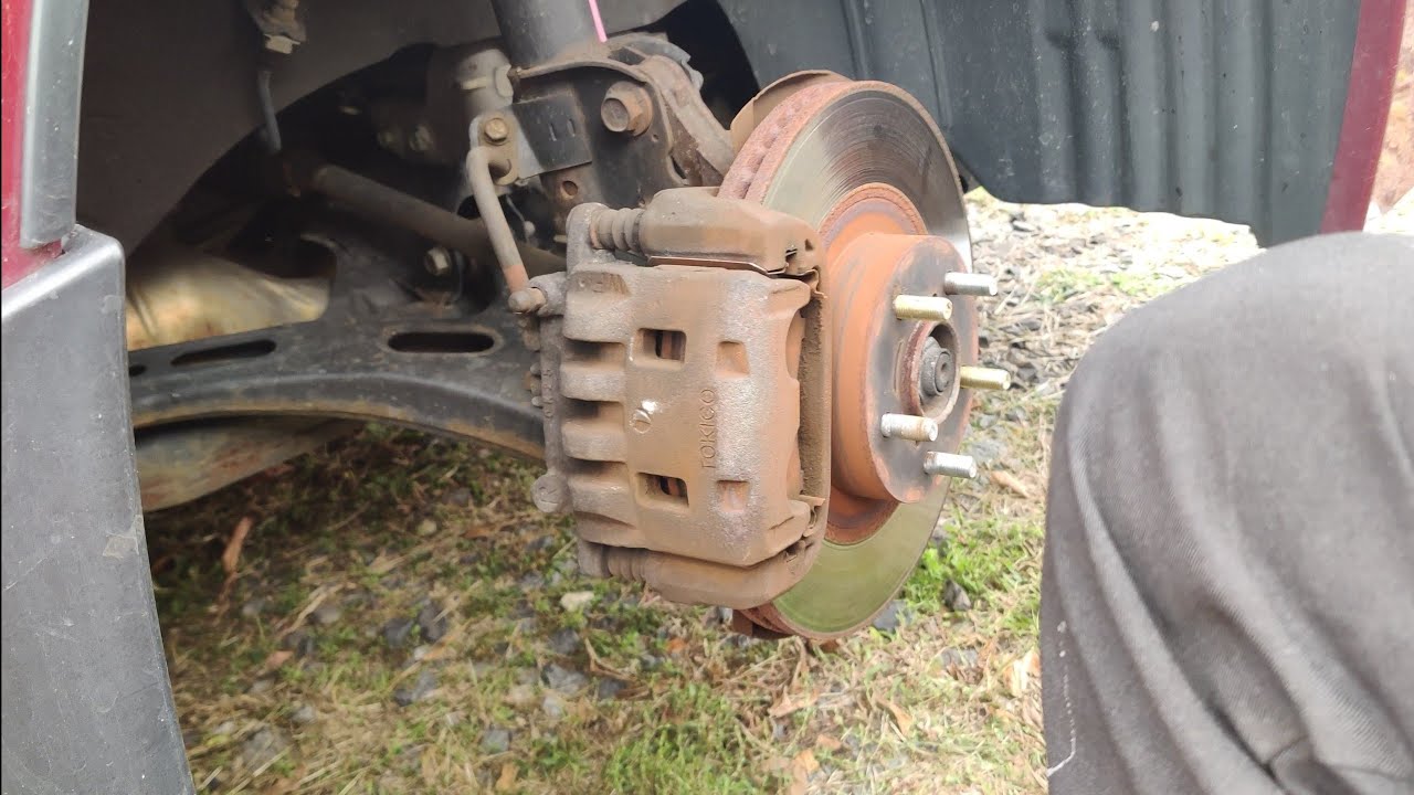 2011 #SUBARU Legacy. How to install front pads and rotors.