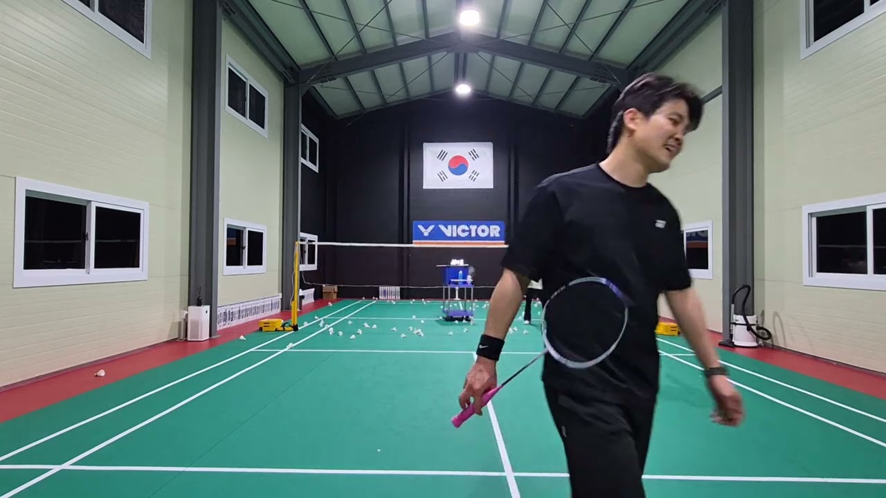 전위 푸쉬, 스매싱,드롭 연계 스토로크, 및 대각스매시 드롭 연계동작, 포핸드 수비