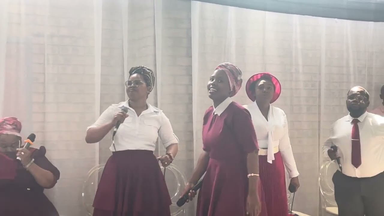 Song: Ngimbona Lapha Kimi, ehlanza inhliziyo