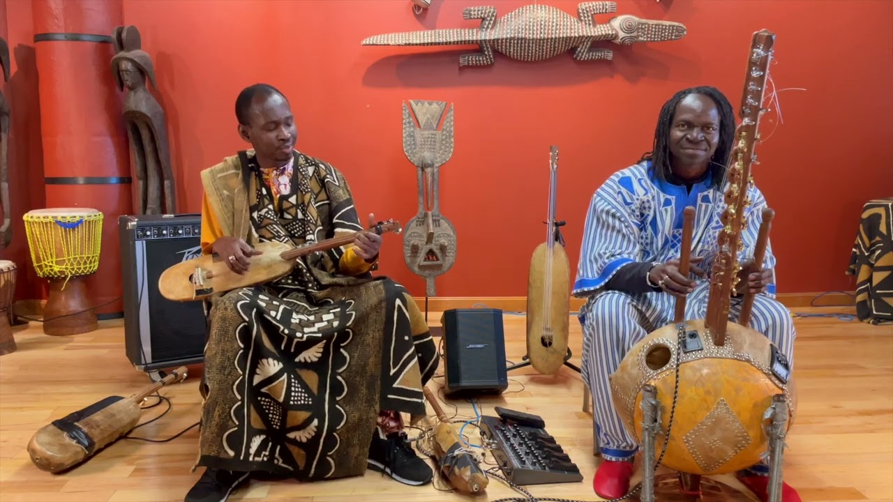 Boubacar Djiga and Yacouba Diabate perform 4 songs