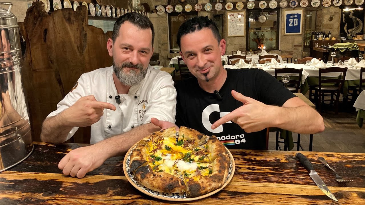 Carbonara Canotto - Contemporary Neapolitan Pizza | Tamás Mák, Zsolt Kámán