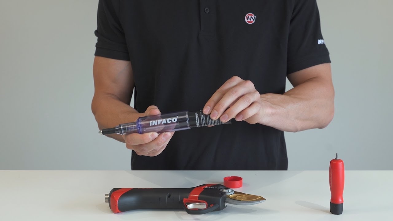 FR - Pompe graisse 1ere utilisation - Tutoriels - INFACO
