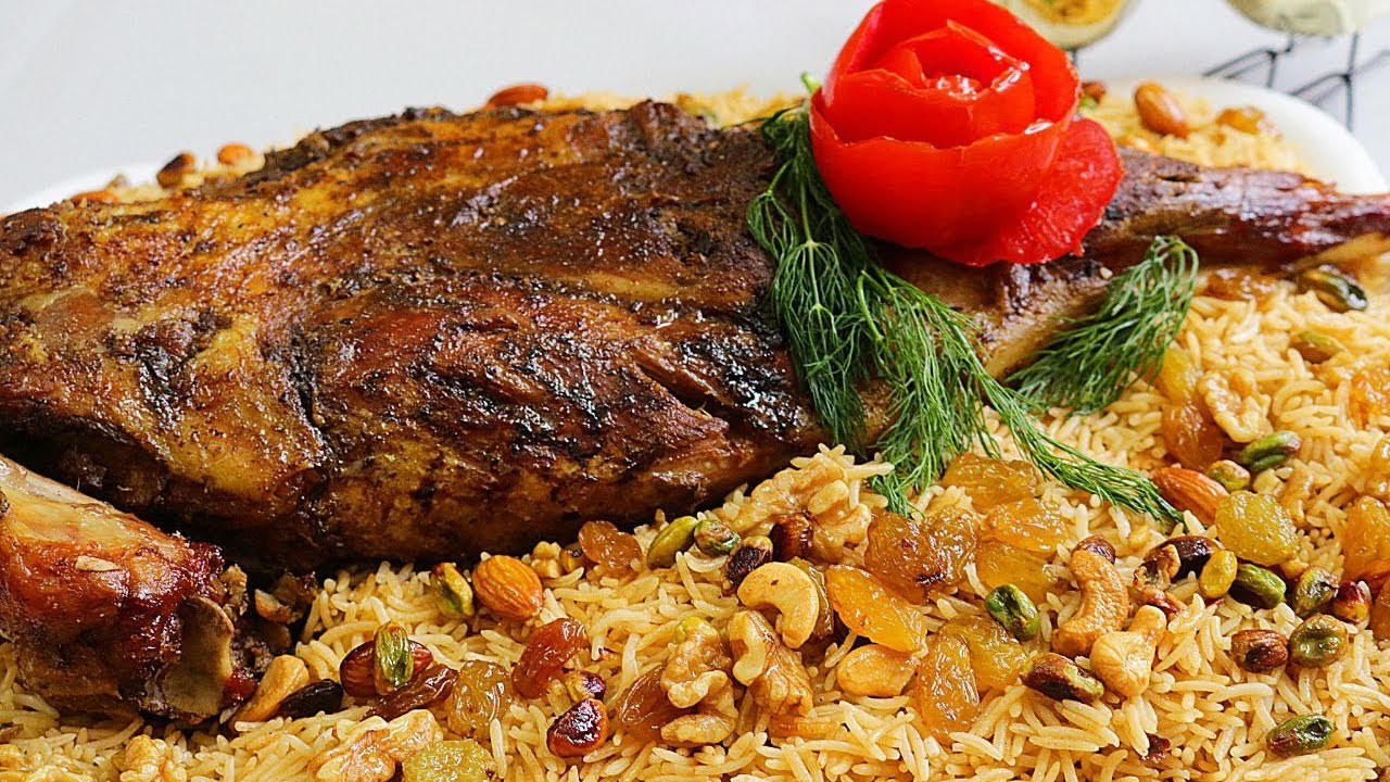 فخد خروف مشوي بالفرن رطب وطري زي الزبدة