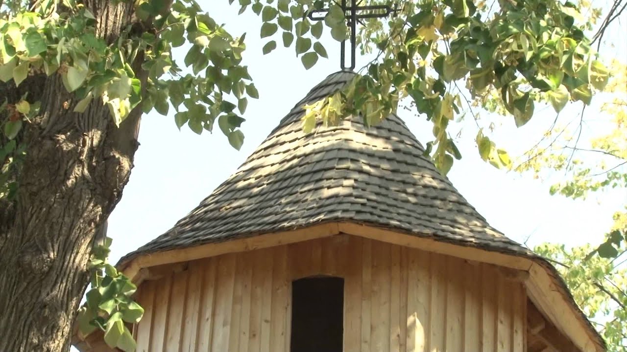 Mănăstirea Cobia, judeţul Dâmboviţa, şi bisericile de lemn