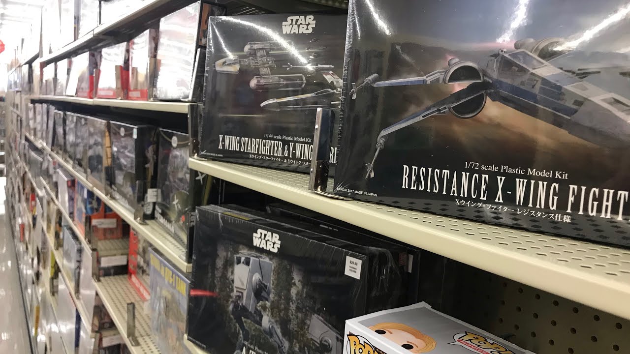 Model Aisle in Hobby Lobby in Florida Spring 2020
