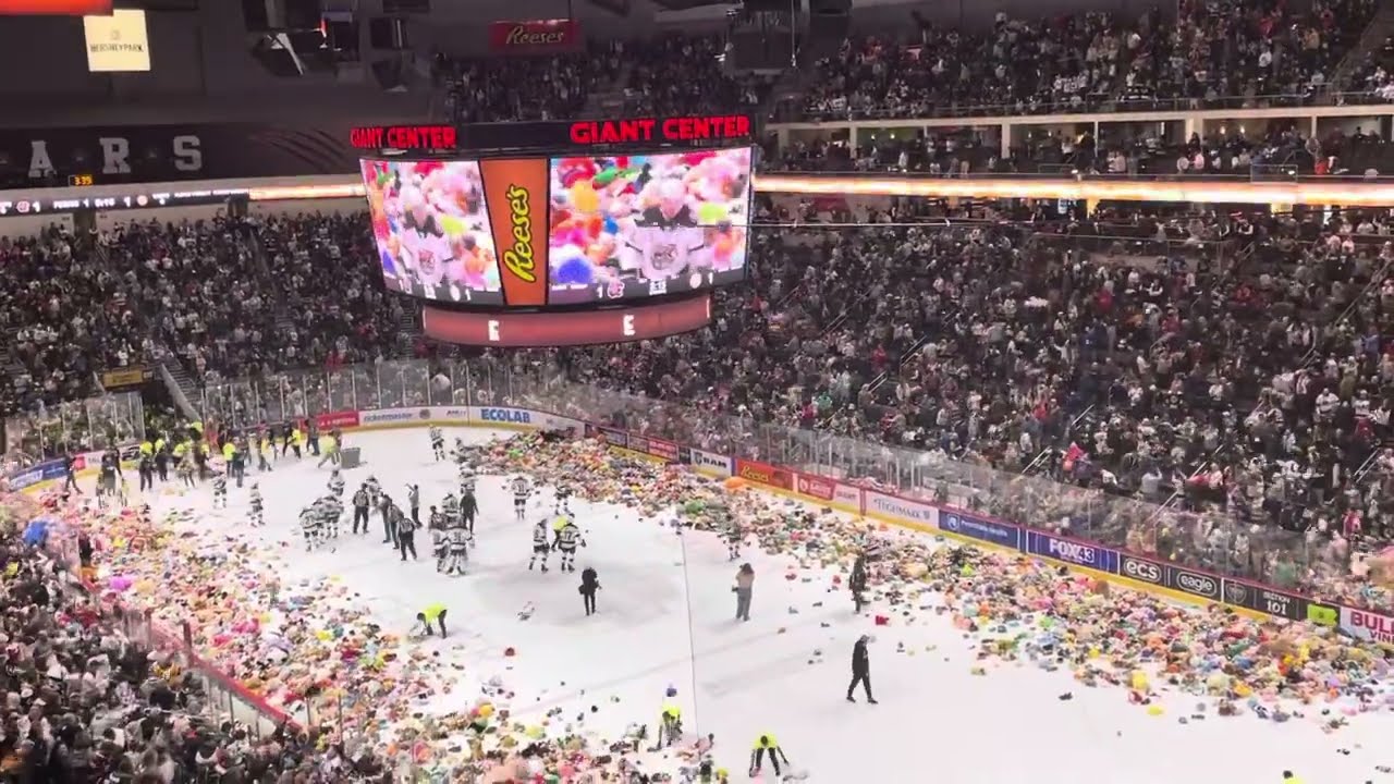 Hershey Bears 2025 Teddy Bear Toss