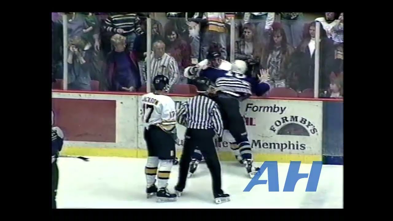 CHL Feb. 25, 1995 Memphis Riverkings v Wichita Thunder (melee) Denis Beauchamp v Mike McCormick