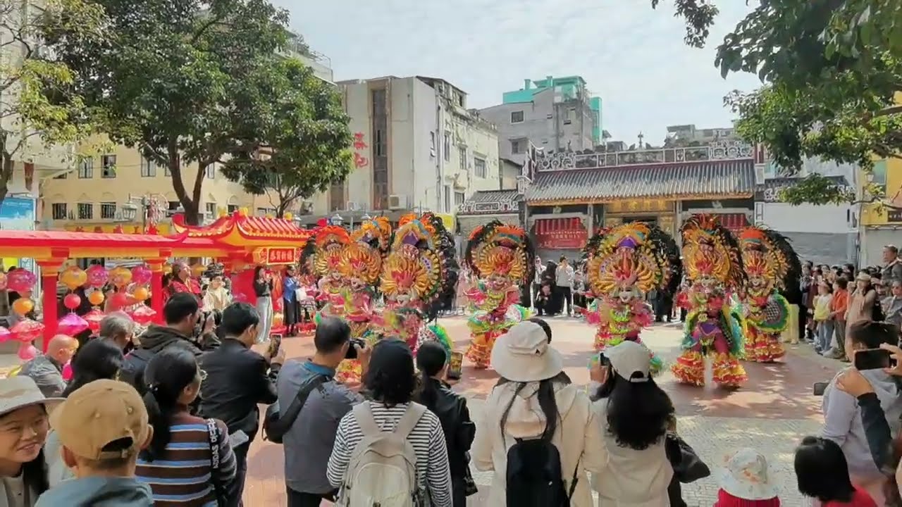 🔥🇲🇴🐴🧧🐲🎉2026澳門農曆新年大金龍巡遊年初二康公廟前地社區巡演 Macau Lunar New Year Celebration Hong Kung Temple MassKara Dance