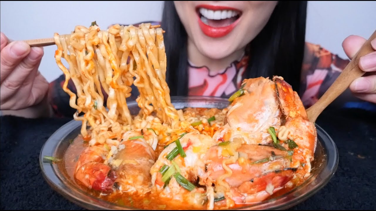 GIANT SHRIMP CHEESY SPICY NOODLE (ASMR EATING SOUNDS) NO TALKING | SAS-ASMR